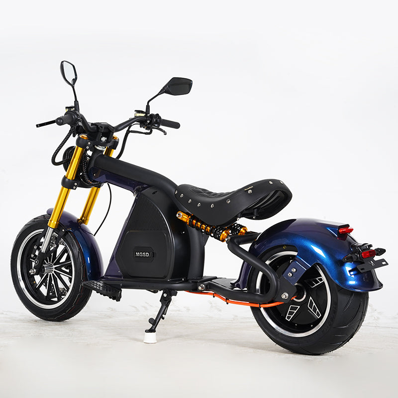 M8S – L’élégance et l’autonomie réunies - 80km/h